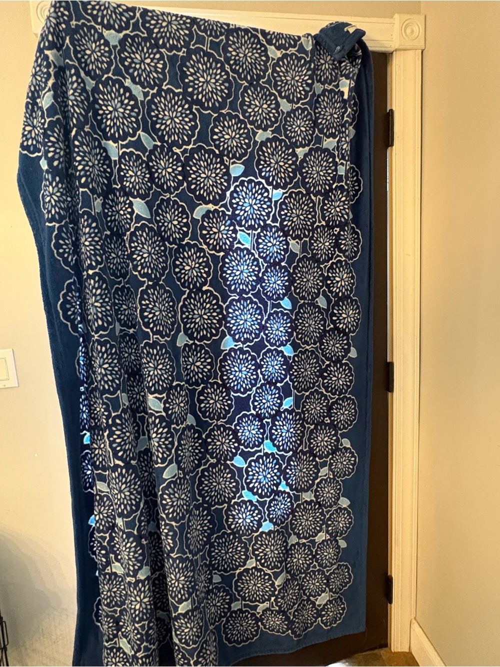 Vera Bradley patterned throw blanket